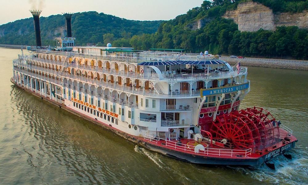 American Queen Steamboat cruise ship